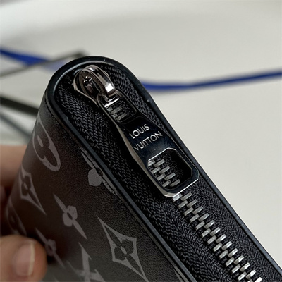 L.V Zippy Wallet Brushed Monogram cowhide leather Black/White M11710