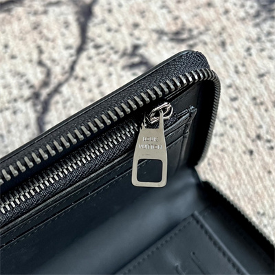 L.V Zippy Wallet Brushed Monogram cowhide leather Black/White M11710