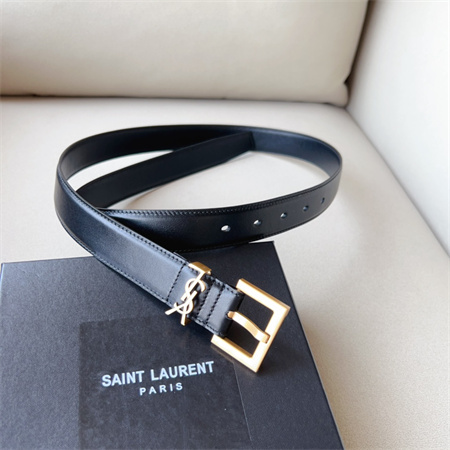 Y*L belts in leather 30mm gold hardware black