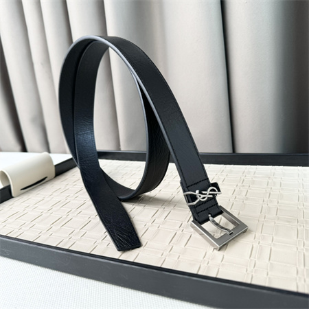 Y*L belts in grained leather 30mm silver hardware black