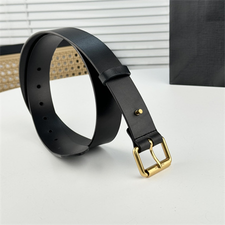 Y*L belts in leather 35mm gold hardware black