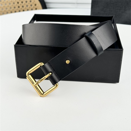 Y*L belts in leather 35mm gold hardware black