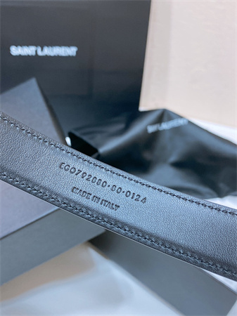 Y*L belts in leather 24mm shinny gold hardware white