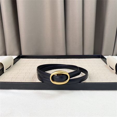 Y*L belts in leather 15mm gold hardware black