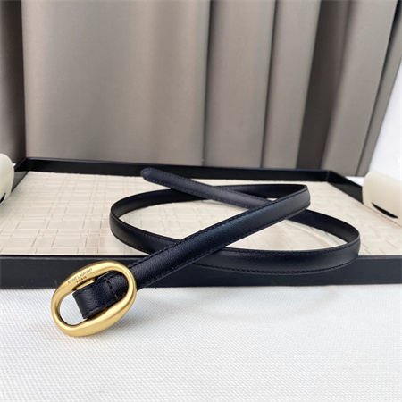 Y*L belts in leather 15mm gold hardware black