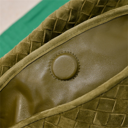 BV Large Hop Shoulder Bag In Suede Olive