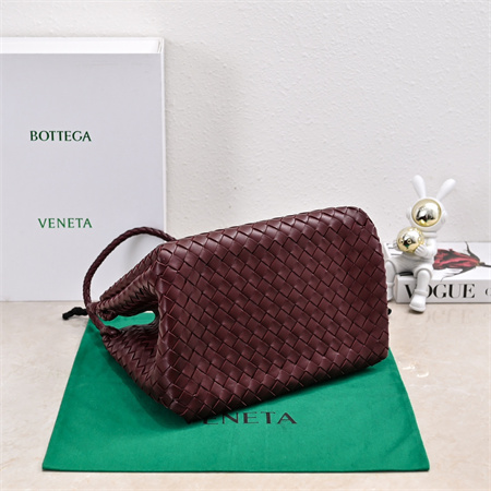 BV Large Parachute Shoulder Bag In Lambskin Burgundy