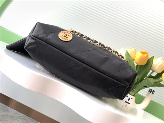 Cha.nel 22 Small Handbag Grained Calfskin Gold Tone Metal Black AS3260