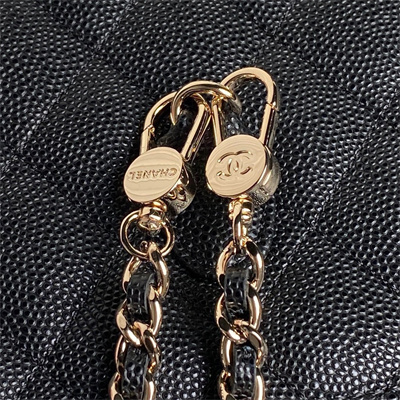 Ch*el clutch with chain grained calfskin & gold-tone metal black ap4406