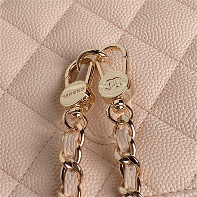 Ch*el clutch with chain grained calfskin & gold-tone metal pink ap4406