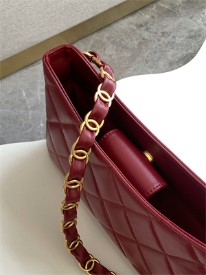 Cha.nel Hobo Handbag Lambskin & Gold-Tone Metal Burgundy AS5177