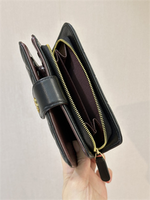 Ch*el snap wallet lambskin gold tone metal black a48667