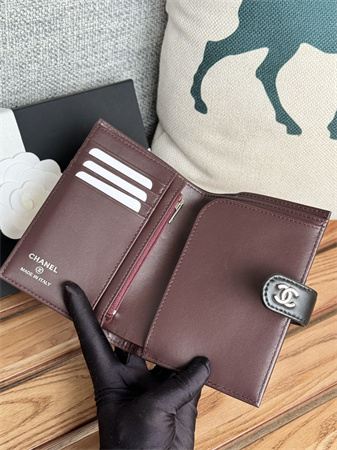 Ch*el passport holder in lambskin silver tone metal black ap3658