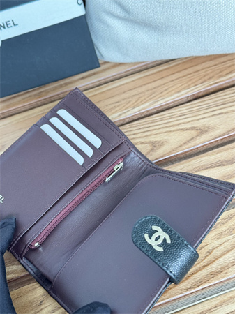 Ch*el passport holder in grained calfskin silver tone metal black ap3658