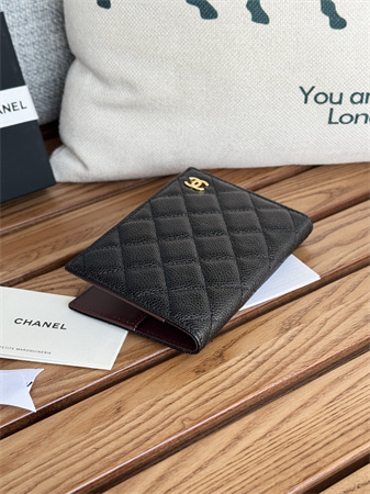 Ch*el passport holder in grained calfskin gold tone metal black a80385