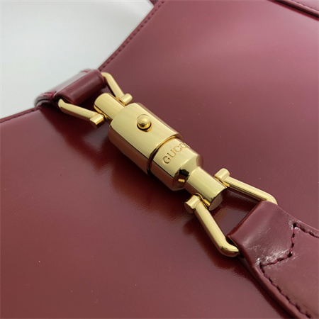 Gu.cci Jackie 1961 Small Shoulder Bag Burgundy Smooth Leather 636709