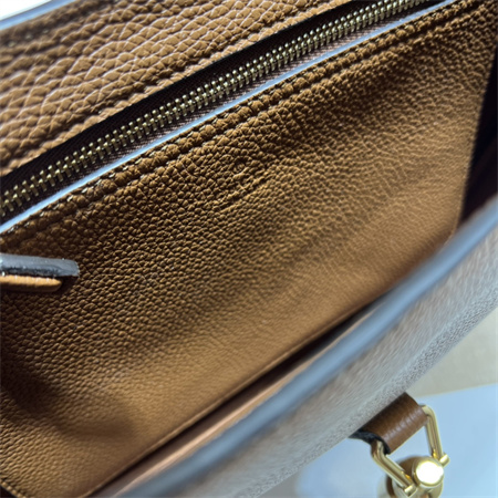 Gu.cci Jackie 1961 Small Shoulder Bag Brown Grained Leather 636709