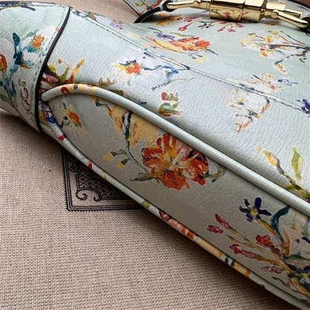 Gu.cci Jackie 1961 Small Shoulder Bag Mint Leather With Printing 636709