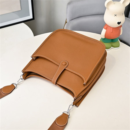 Evelyne III PM Bag In Gold(options)