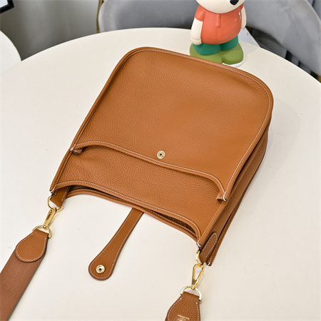 Evelyne III PM Bag In Gold(options)