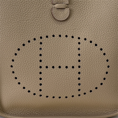 Evelyne III PM Bag In Gris Tourterelle(options)