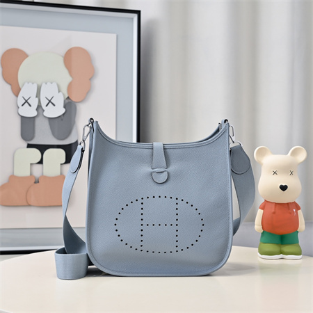 Evelyne III PM Bag In Bleu Lin(options)