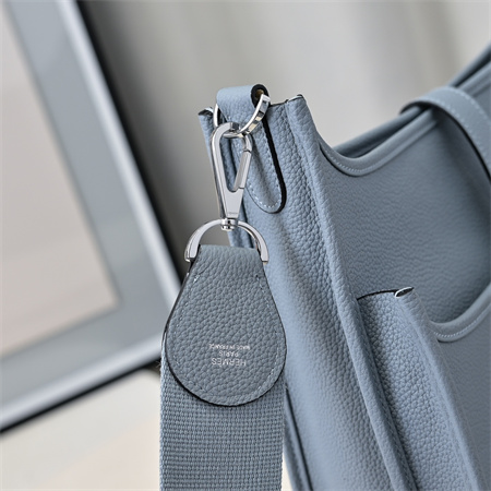 Evelyne III PM Bag In Bleu Lin(options)