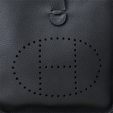 Evelyne III PM Bag In Black(options)