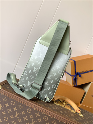 L.V Avenue Slingbag Monogram Gradient coated canvas Khaki Green M11702