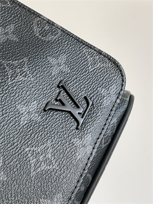 L.V District PM Messenger Bag Monogram Eclipse M44000
