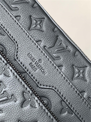 L.V Trio Messenger Bag Monogram Shadow Leather Black M46602