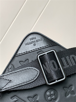 L.V Duo Messenger Bag Monogram Shadow Leather Black M69827