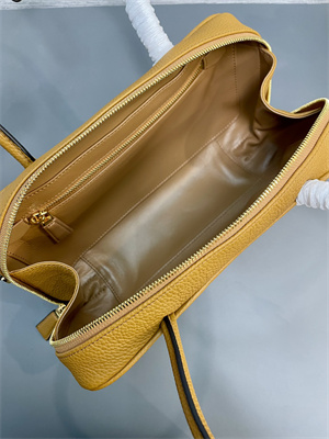 Pra*a medium grained leather top-handle bag brown 1bb126