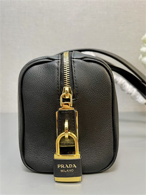 Pra*a medium leather top-handle bag with padlock black 1bb127