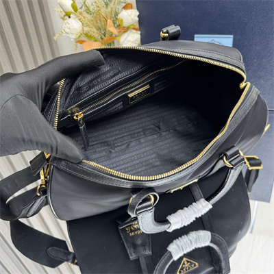 Pra*a re-edition 1978 medium re-nylon and saffiano leather top-handle bag black 1bb233