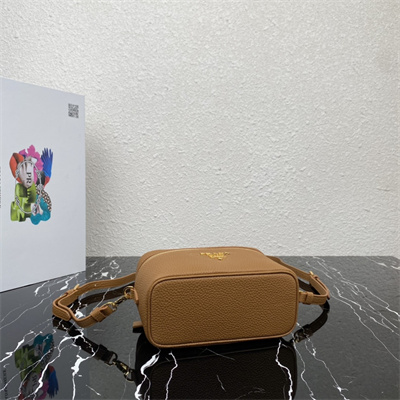 Pra*a vanity case grained leather brown 1bh202