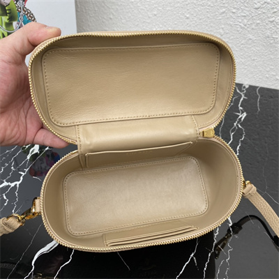 Pra*a vanity case grained leather beige 1bh202