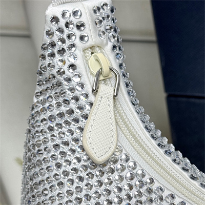 pra*a re-edition 2000 mini-bag with Di*m*nd white 1ne515