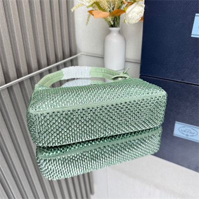 pra*a re-edition 2000 mini-bag with Di*m*nd green 1ne515