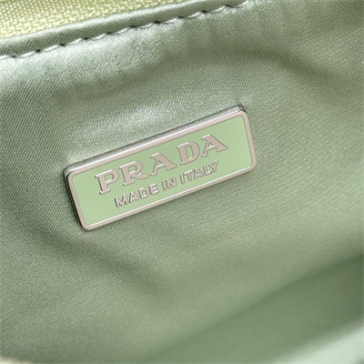 pra*a re-edition 2000 mini-bag with Di*m*nd green 1ne515