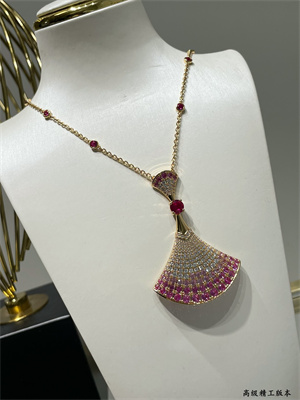 B*l*ai necklace 37520
