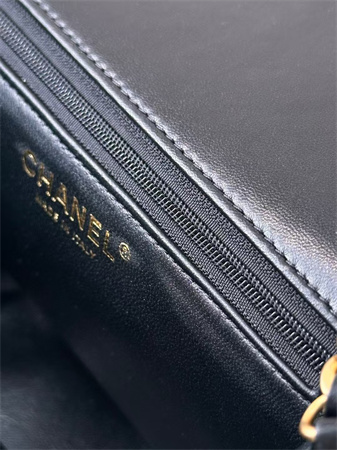 Ch*el mini flap bag shinny lambskin &gold tone metal black as5026