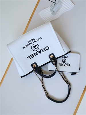 Cha.nel Deauville Small Shopping Bag Mixed Fibers Gold Tone Metal White/Black AS3257