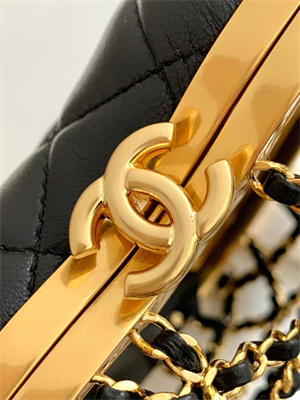 Ch*el heart shaped evening bag lamskin black as4027