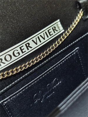 Roger Vivier Viv’ Choc Mini Bag In Satin Black