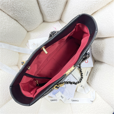 Cha.nel 19 Shopping Bag Lambskin Gold Tone Metal Black AS3660