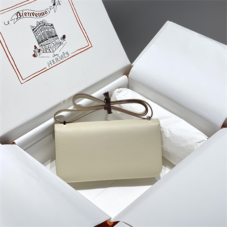 Constance Elan Epsom Leather Gold/Silver Tone Hardware Craie Color HS(With Mirror)