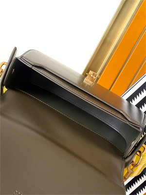 y.s.l voltaire in box Sa**t Lau*nt deep musk