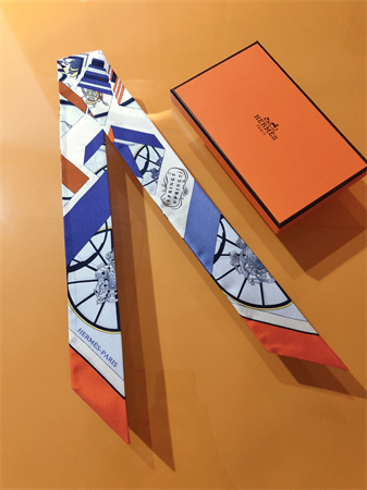 H**mes twilly 100% silk 37842