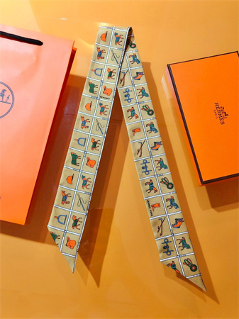 H**mes twilly 100% silk 37846